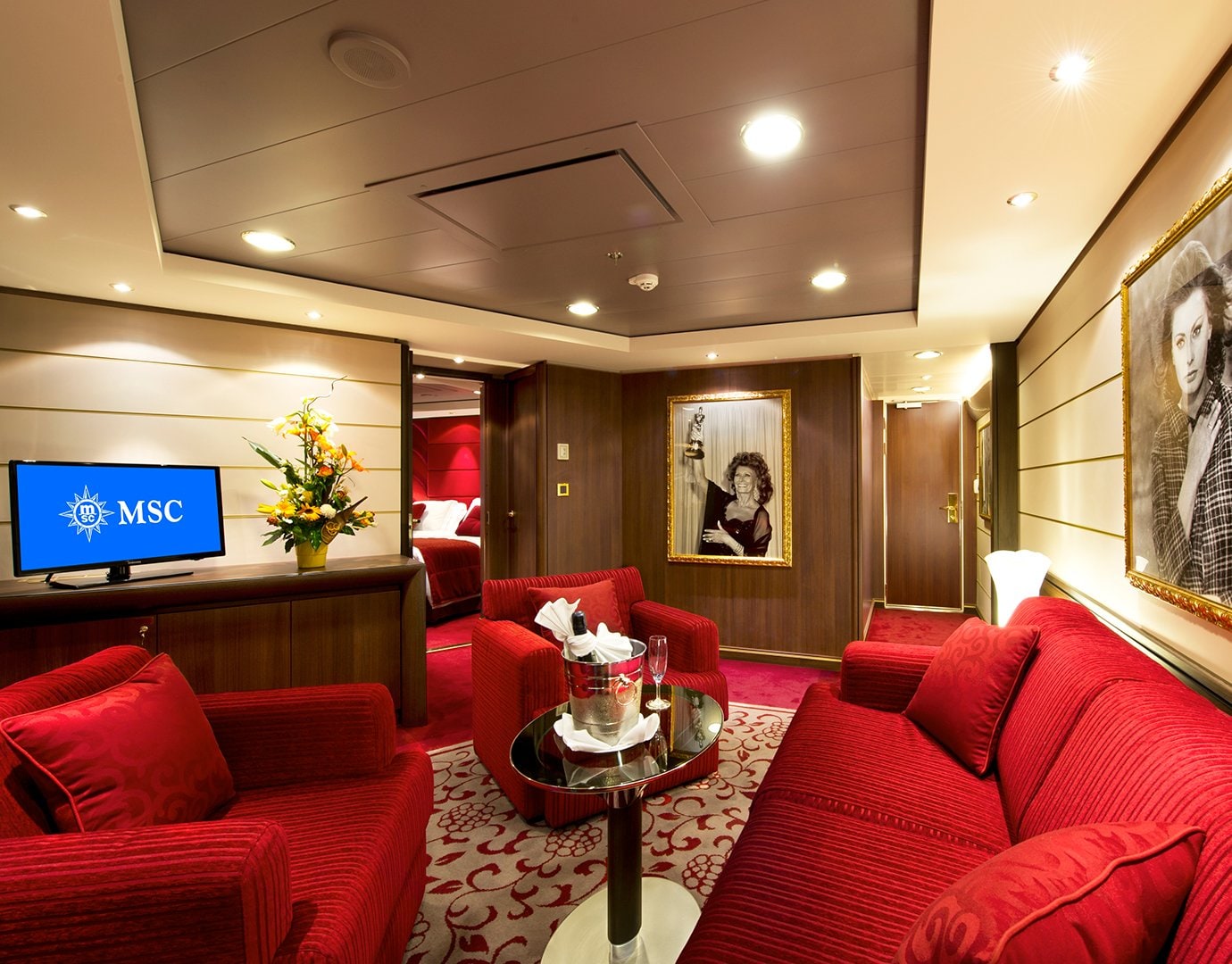 MSC Divina Cabin: Royal Suite 01 MSC Divina Cabin: Royal Suite 01
