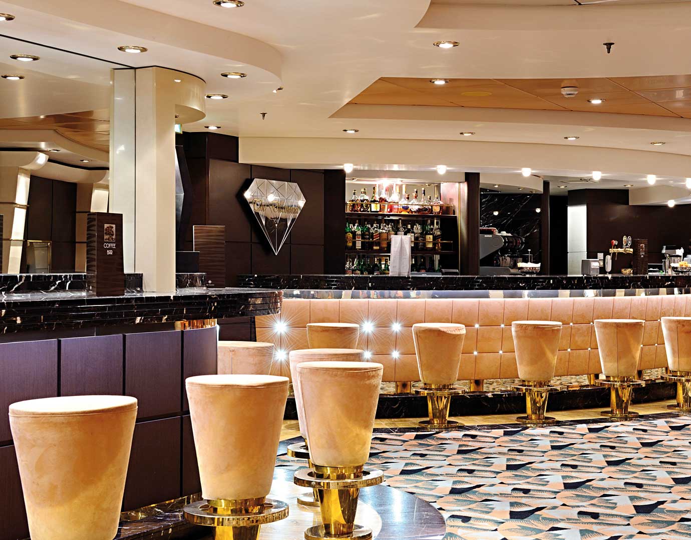 The Diamond Bar | MSC Musica