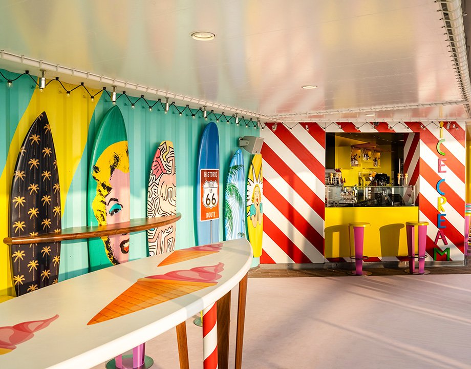 Surfer's Bar, MSC World Europa | MSC Cruises Surfer's Bar, MSC World Europa | MSC Cruises